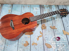 Load image into Gallery viewer, Classical Ukulele ™ 古典乌克丽丽 1