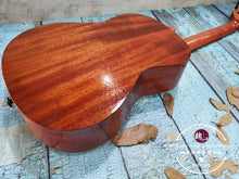 Load image into Gallery viewer, Classical Ukulele ™ 古典乌克丽丽 1