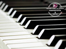 Load image into Gallery viewer, K35 Kawai Upright Piano 88 Keys ™ 卡瓦依88键钢琴 K35