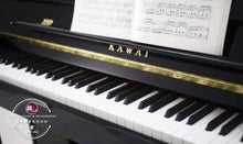 Load image into Gallery viewer, KU2 Kawai Upright Piano 88 Keys ™ 卡瓦依88键钢琴 KU2
