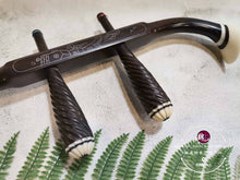 Load image into Gallery viewer, Gaohu Quality Tradition Erhu String Instrument ™ 传统黑檀高胡