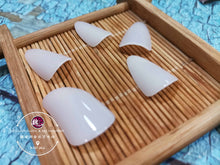 Load image into Gallery viewer, Nature Pipa Finger Picks™ 天然琵琶指甲