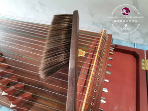 Solid Wood Guzheng Brush Cleaner ™ 实木古筝刷子 除尘